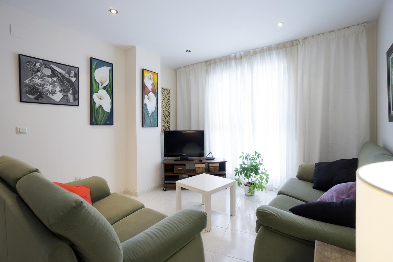 Plaza De Las Flores Apartment Malaga Luaran gambar