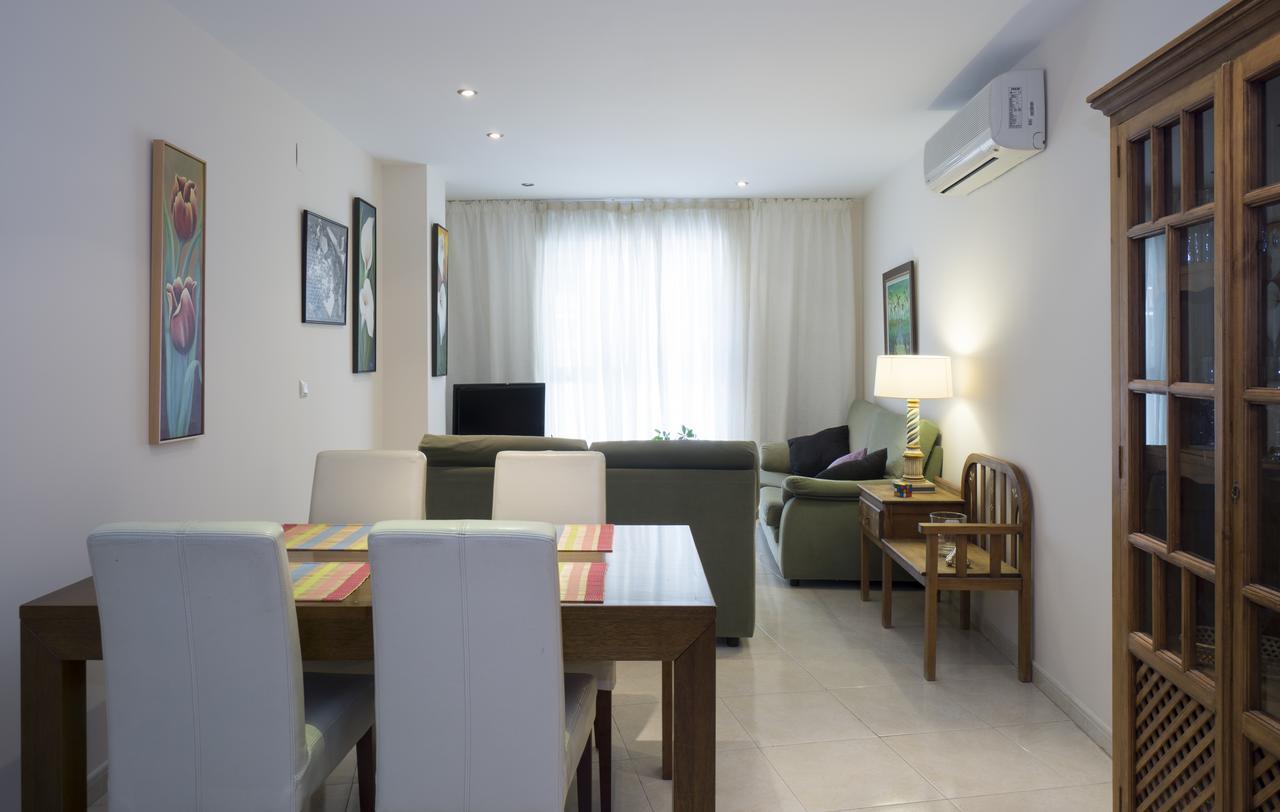 Plaza De Las Flores Apartment Malaga Luaran gambar