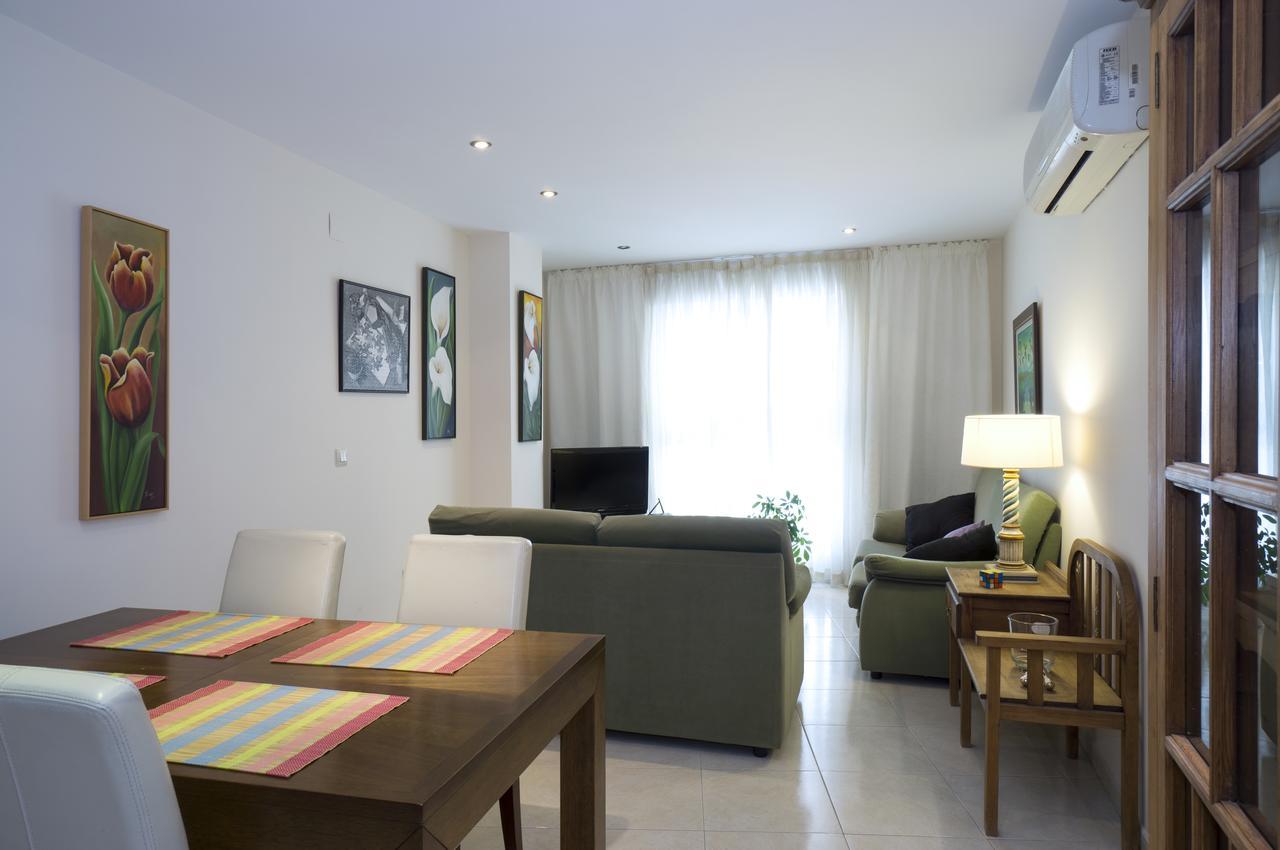 Plaza De Las Flores Apartment Malaga Luaran gambar